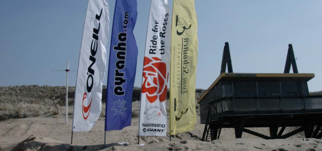 Uw Eigen Ontwerp Professionele Beachflags Bestellen Al Vanaf 49,95 ...